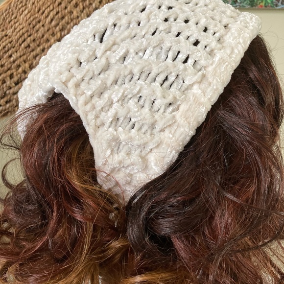 Hand Crafted Exceptionally Soft/Stretchy infinity bandanna messy bun headband - Picture 3 of 6